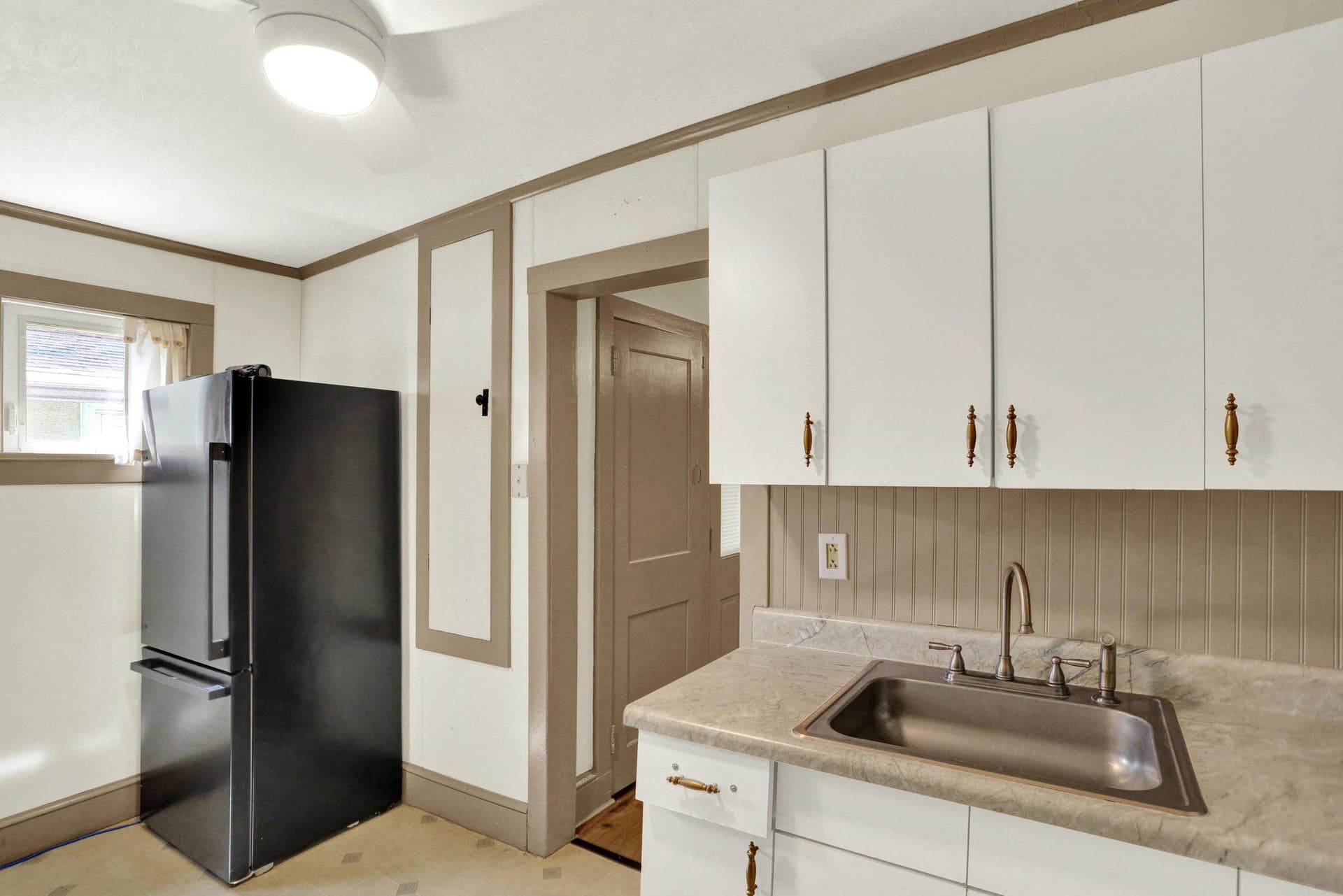 153 Spring Garden Street photo 12