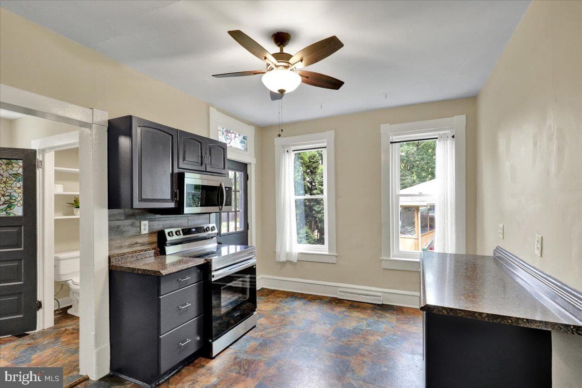 707 Oley Street photo 14