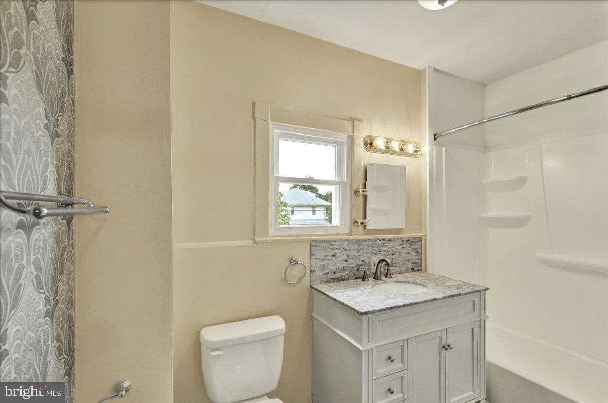 707 Oley Street photo 20