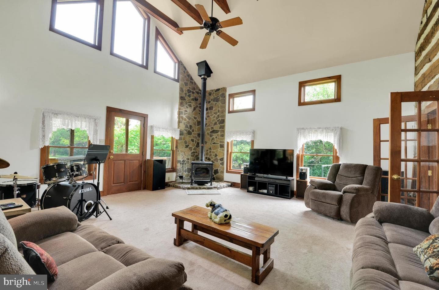 3390 Mountain Road photo 10