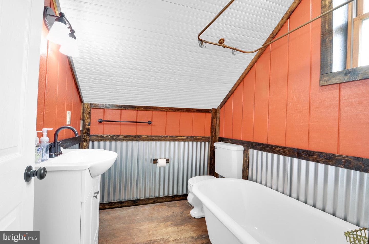 3390 Mountain Road photo 18