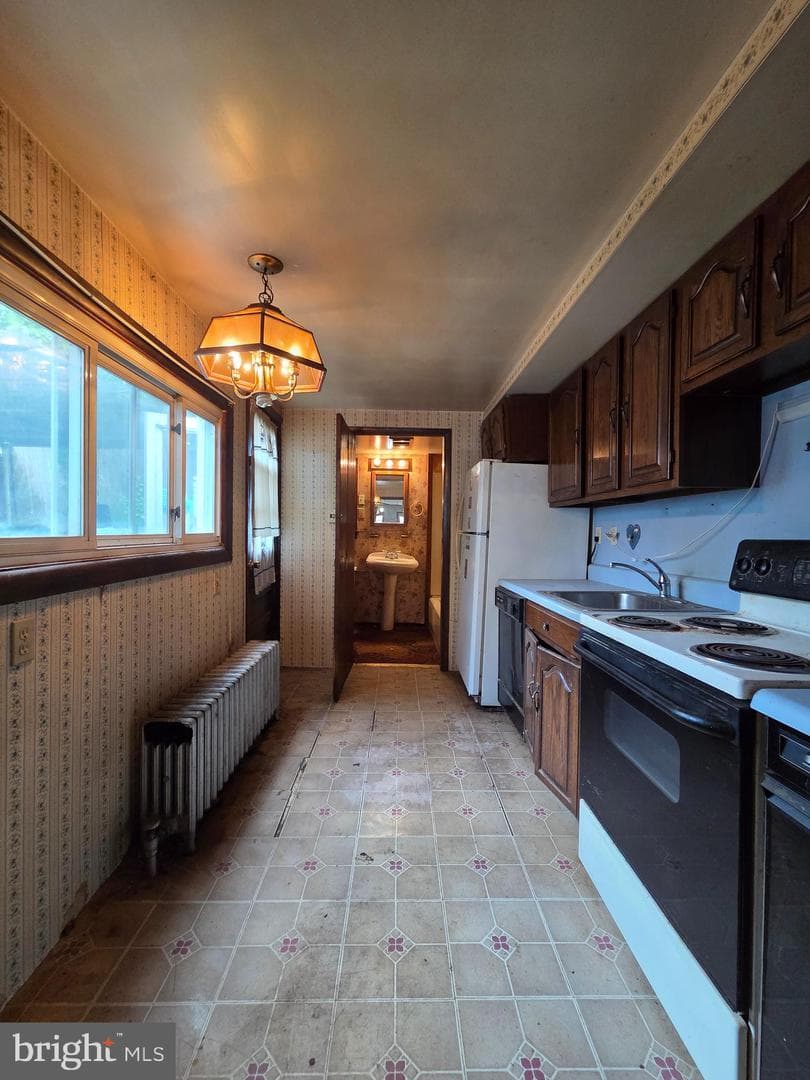 639 Birch Street photo 5