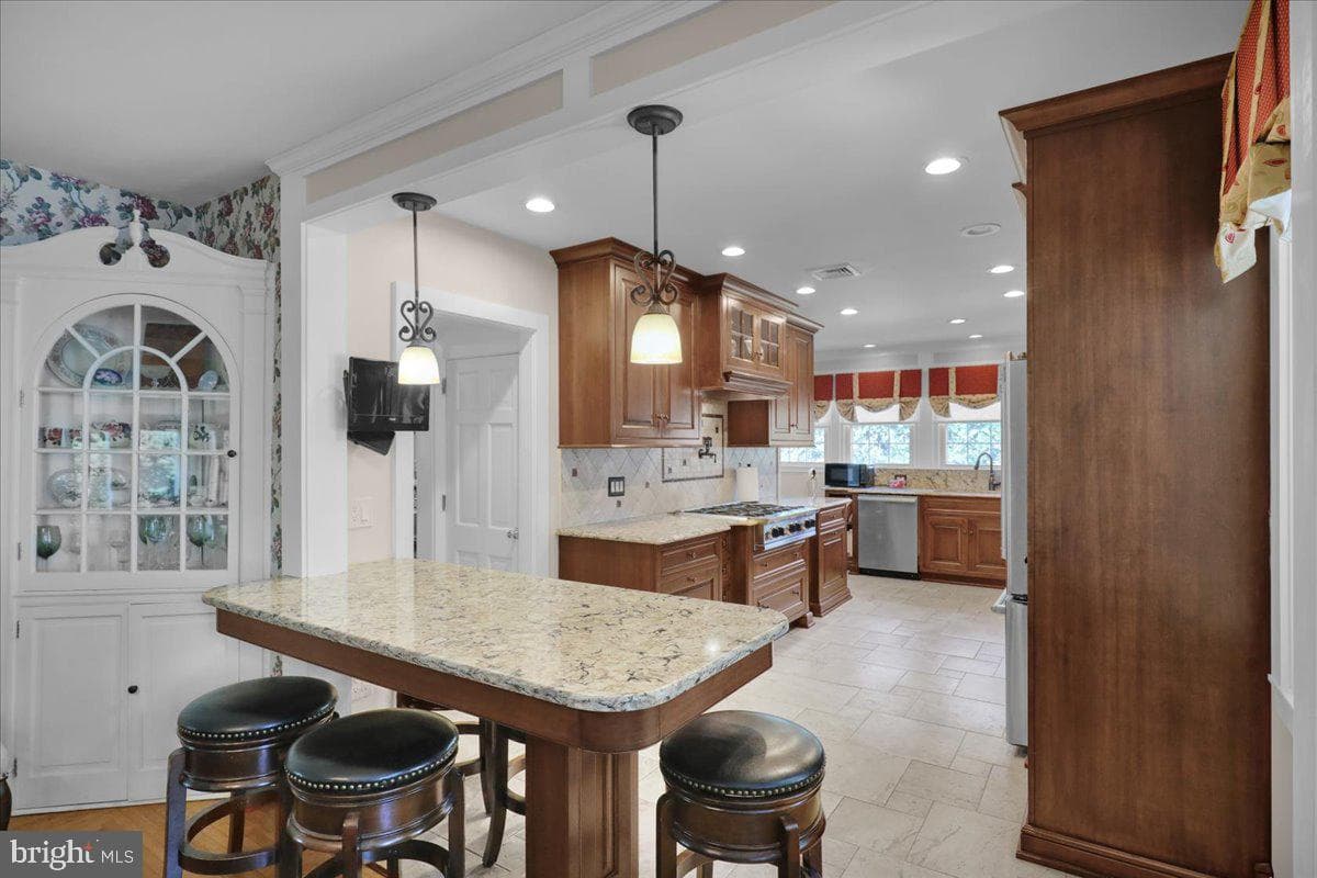2503 Prospect Street photo 29