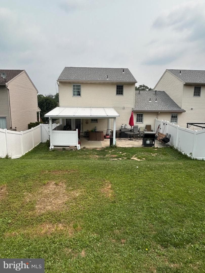 550 Wyatt Drive photo 2