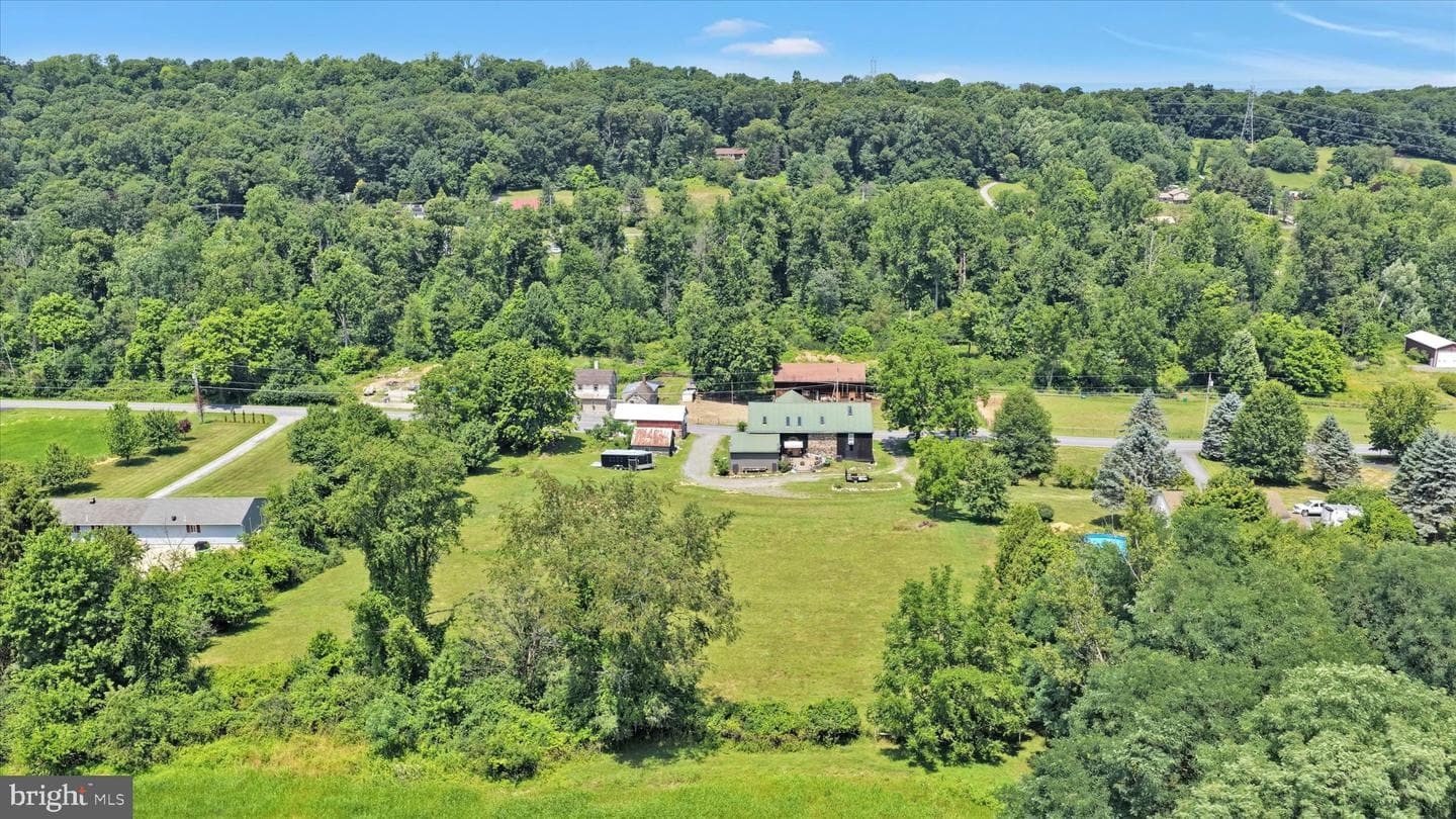 101 Conrad Road photo 41