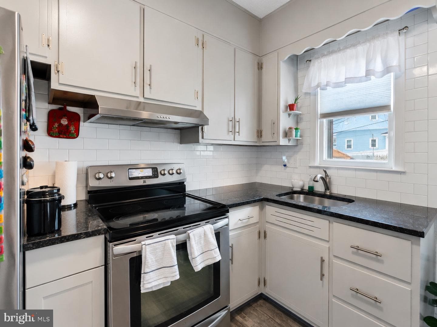 230 S 18th Street photo 10