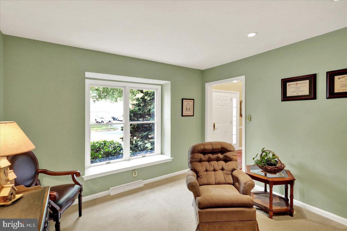200 Sturbridge Drive photo 13
