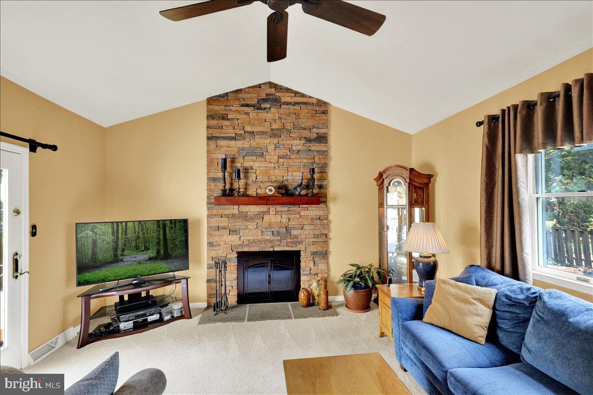 200 Sturbridge Drive photo 26