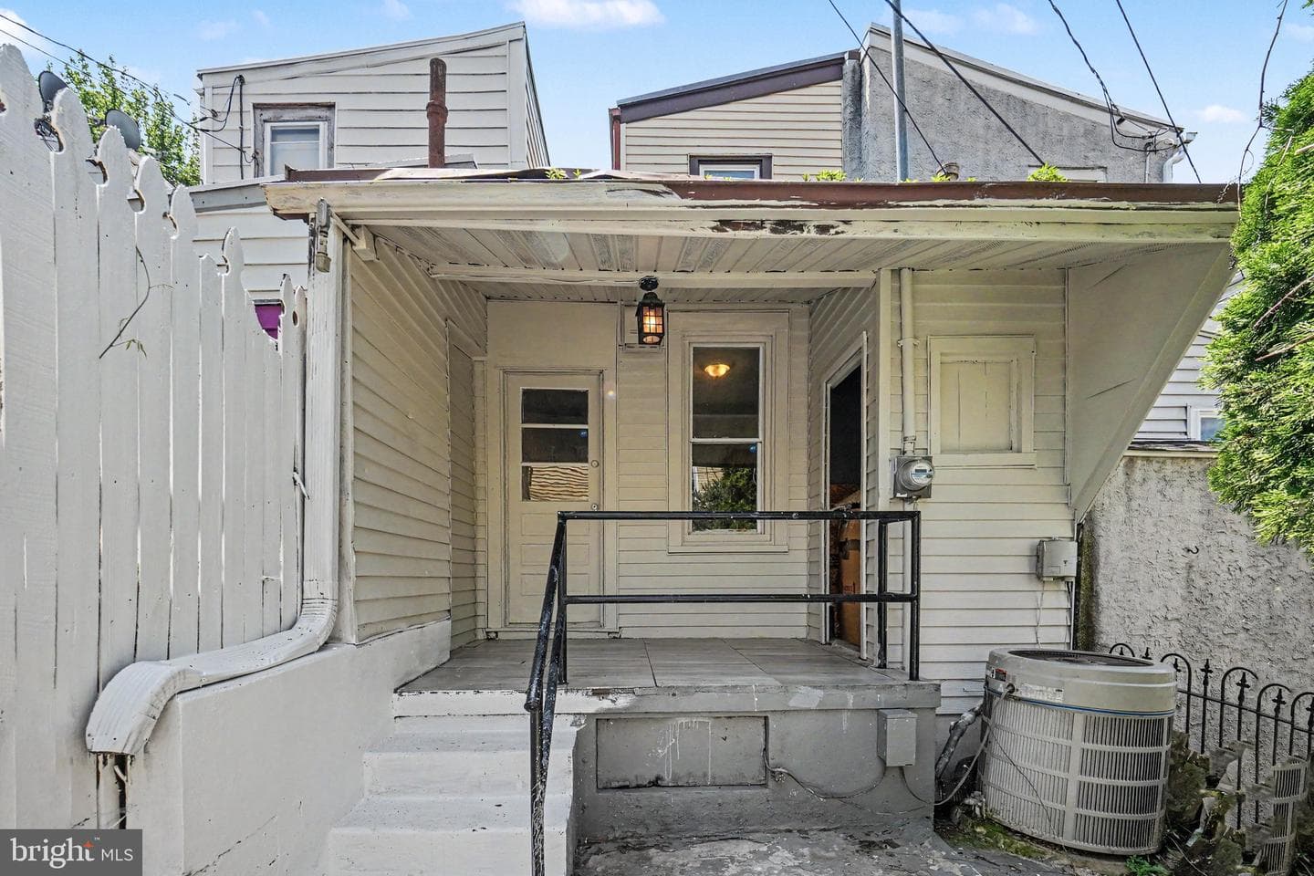 1207 Oley Street photo 6