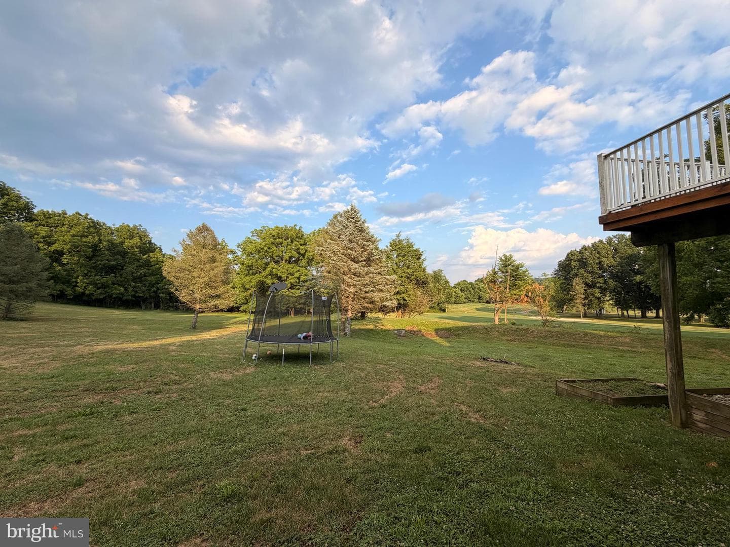 575 Mull Avenue photo 25