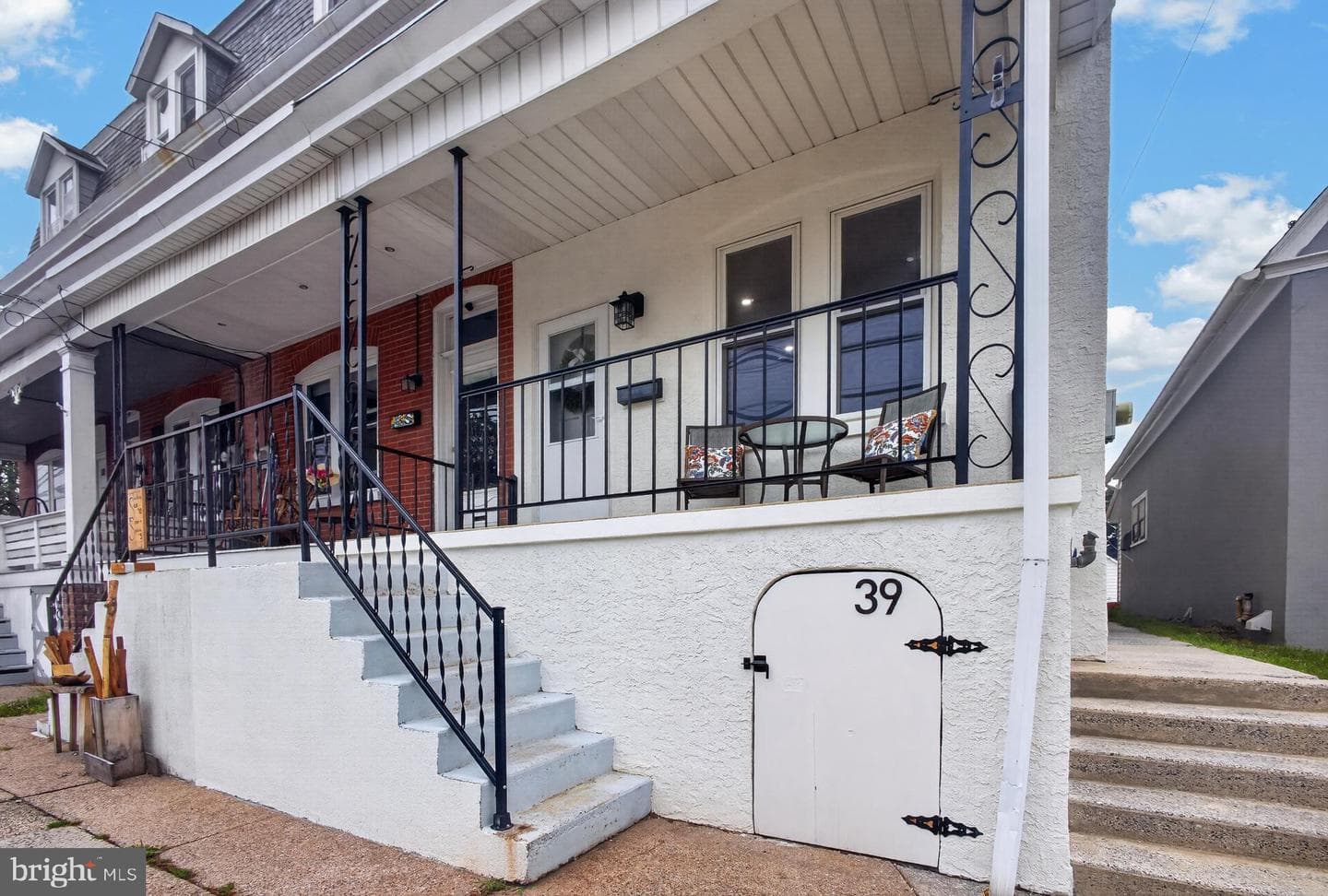 39 S Madison Street photo 1
