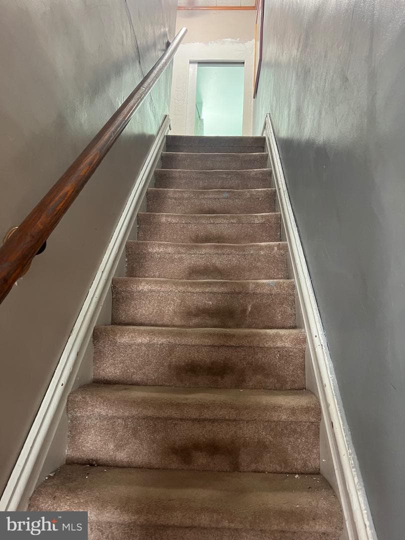 130 N Walnut Street photo 24