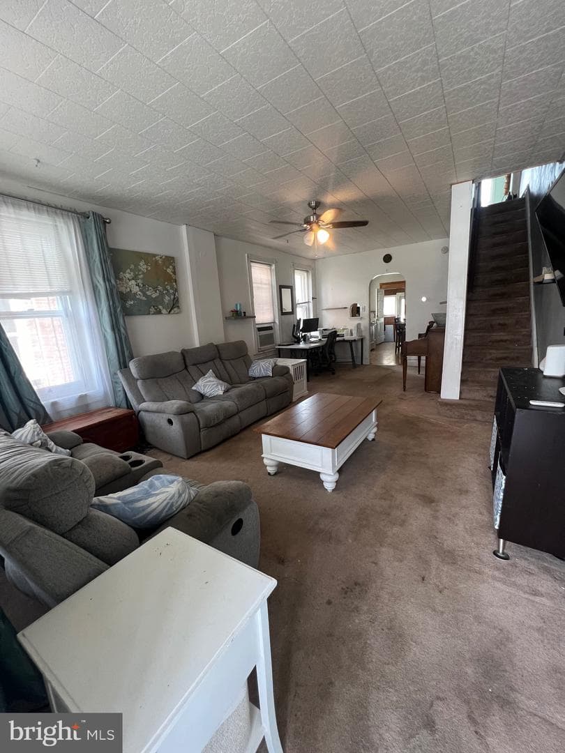 130 N Walnut Street photo 3