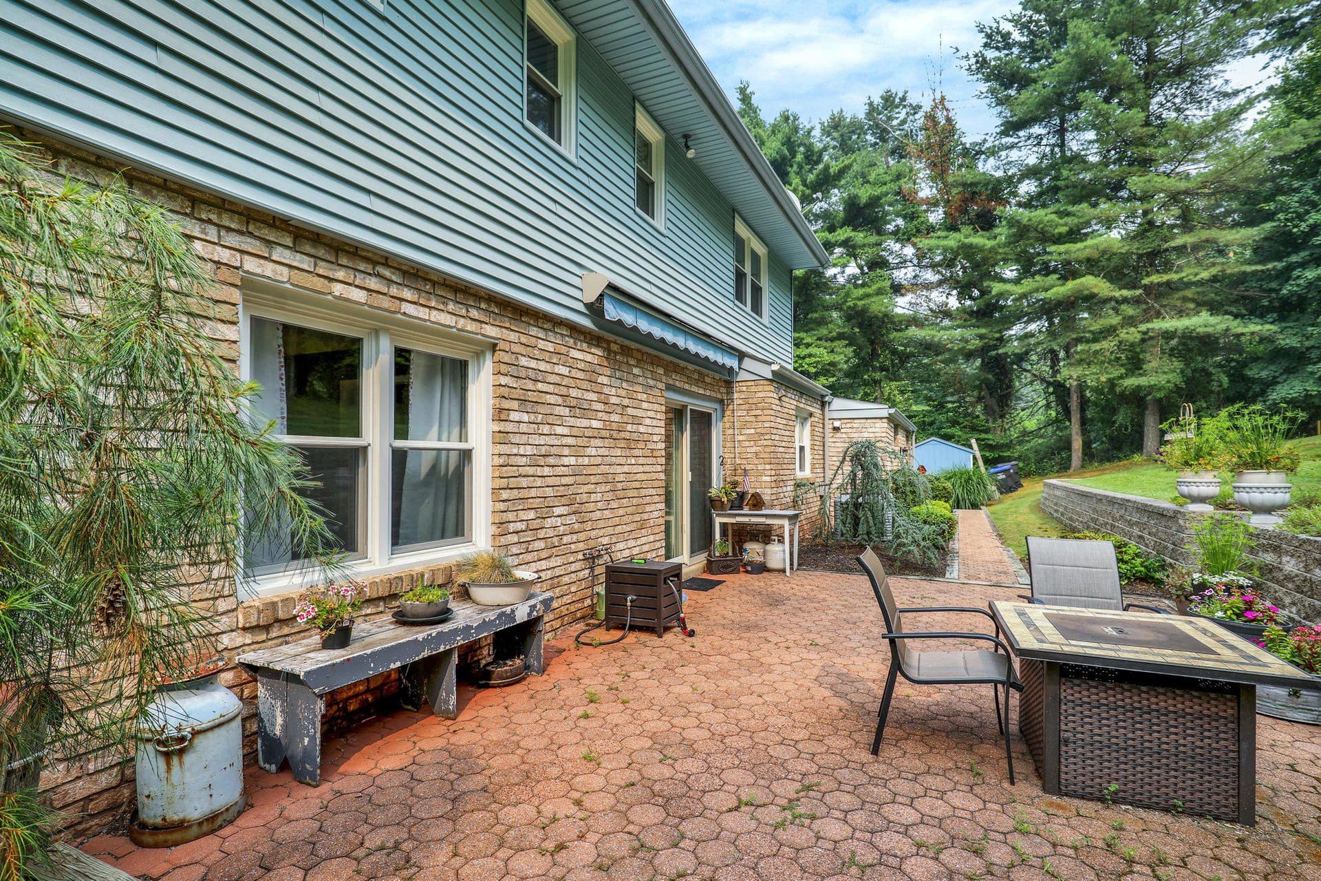 18 Hillside Road photo 35