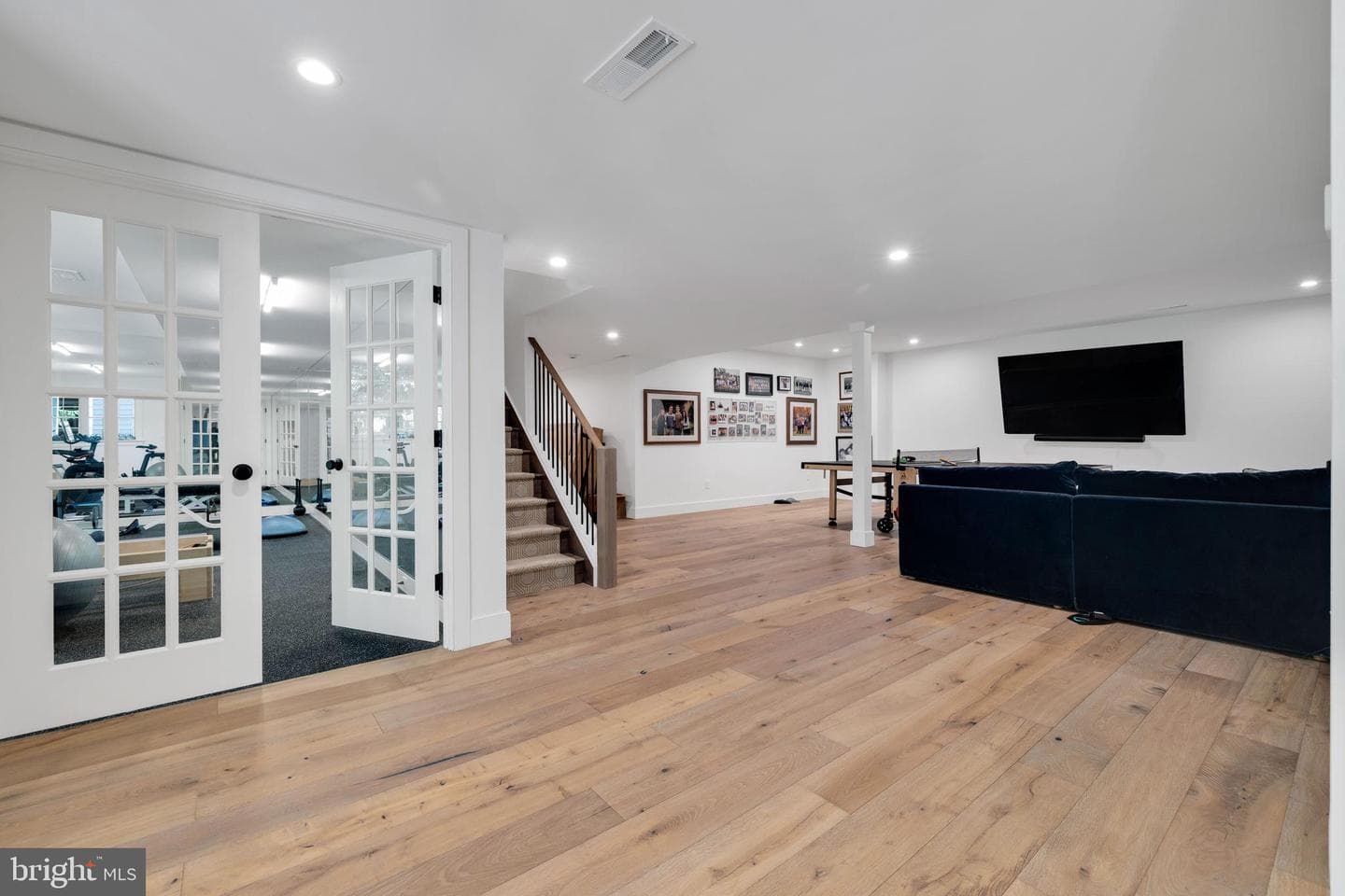 2014 Meadow Glen photo 32