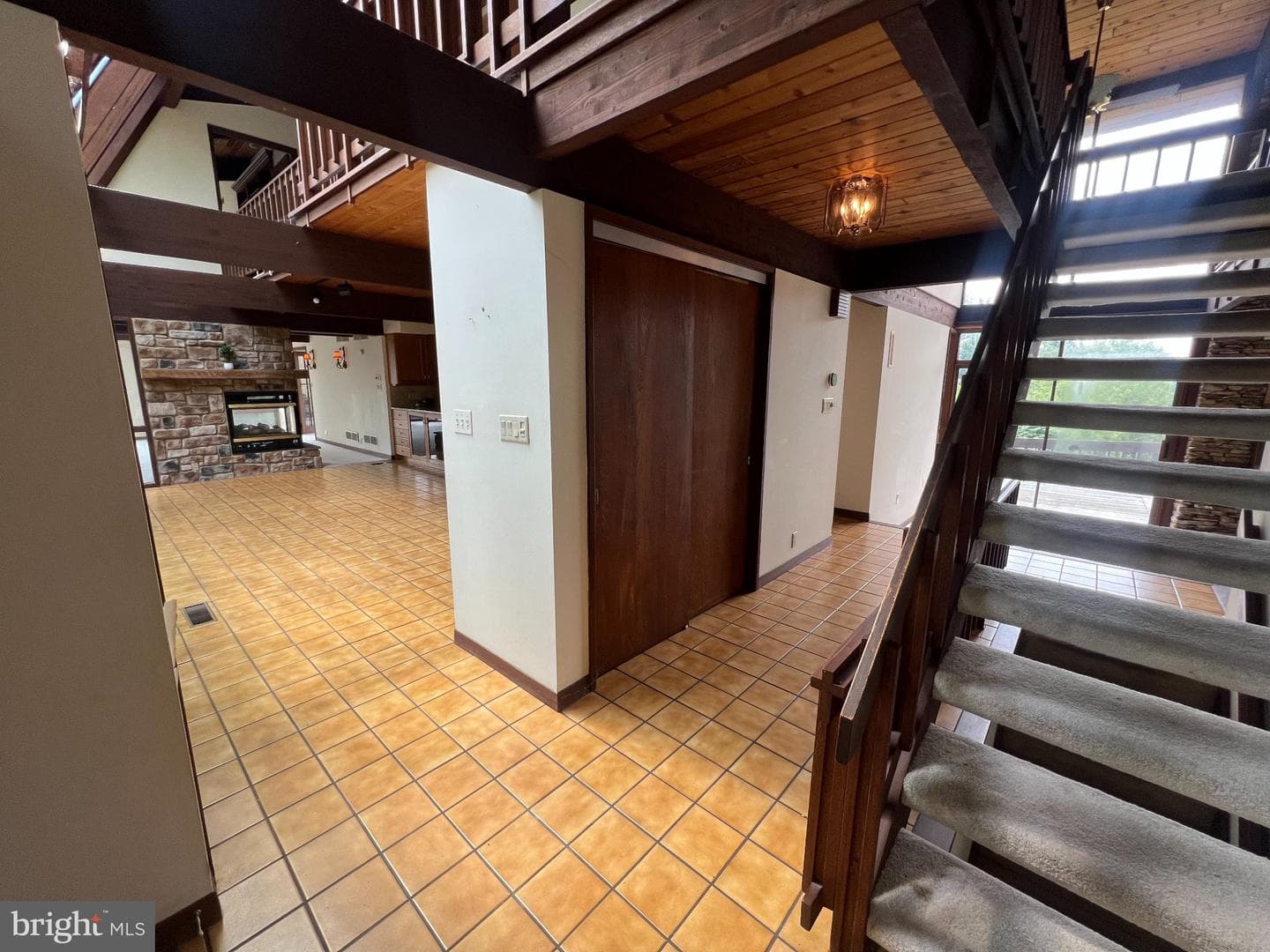 125 Grandview Boulevard photo 11