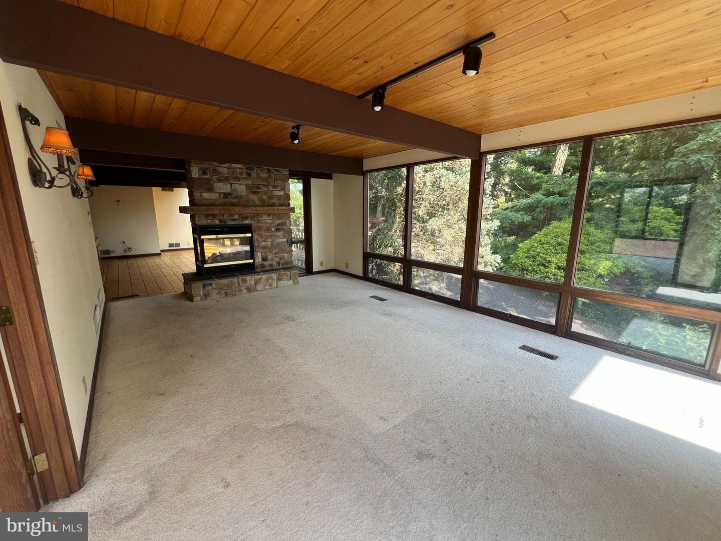 125 Grandview Boulevard photo 29