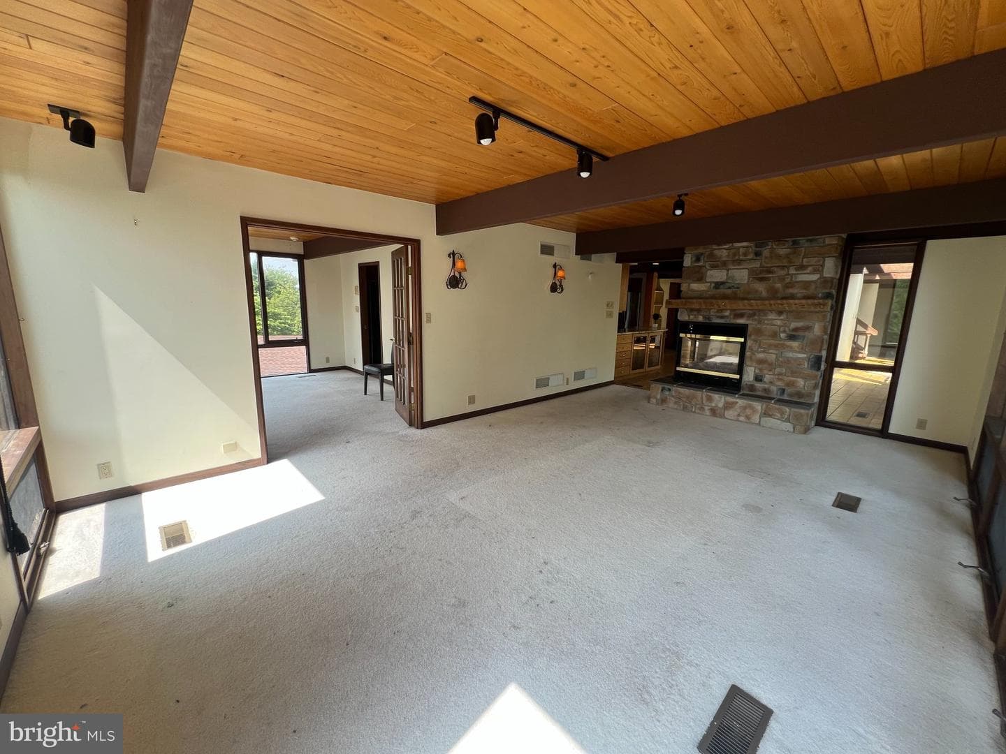 125 Grandview Boulevard photo 31