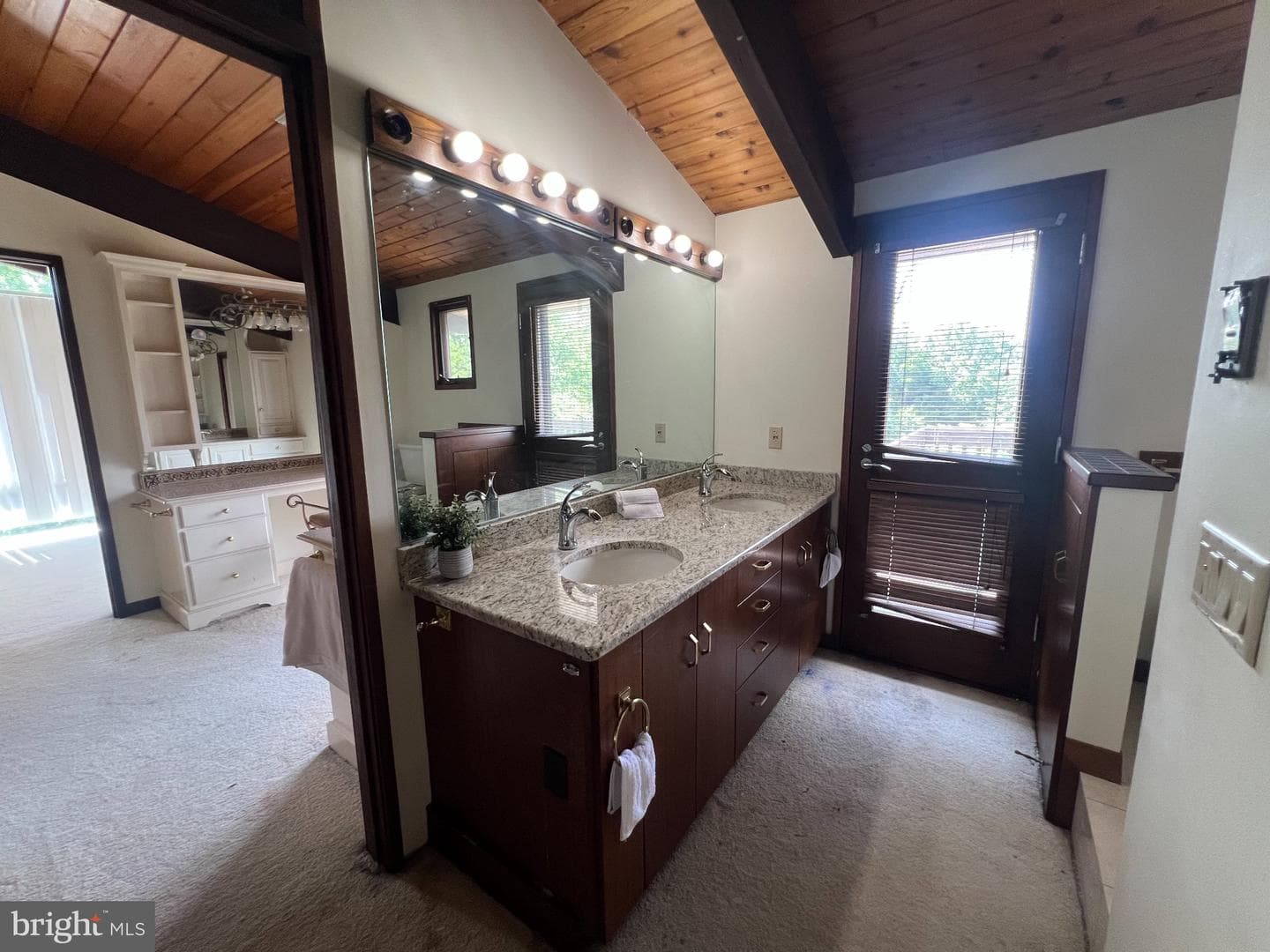 125 Grandview Boulevard photo 46