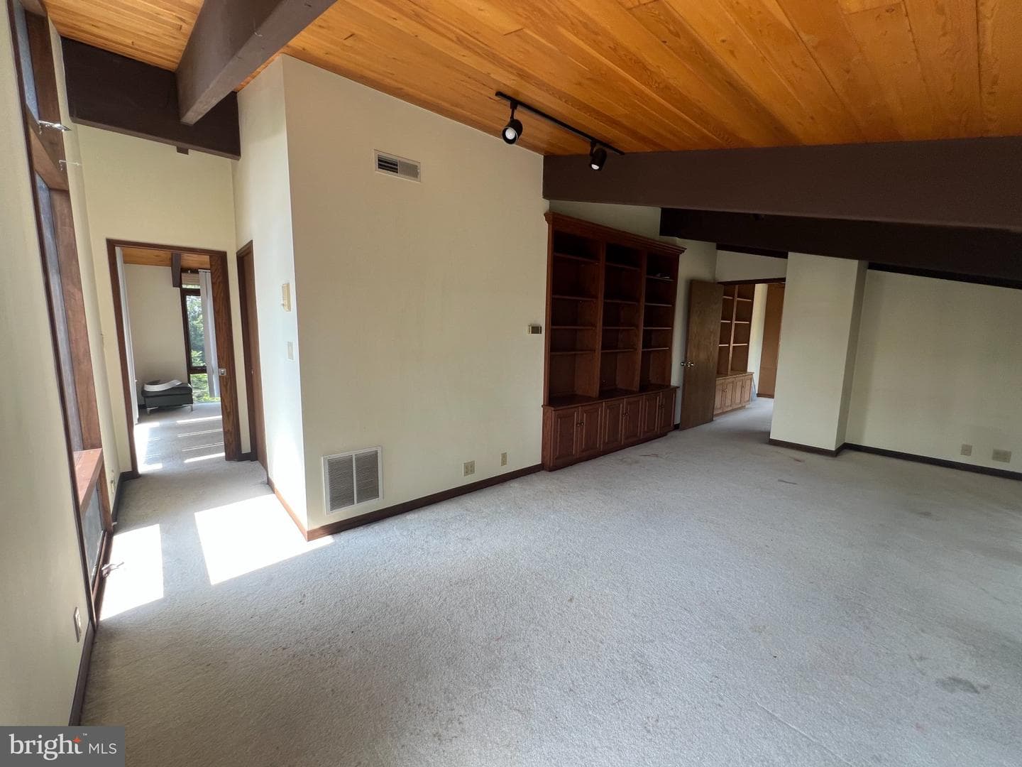 125 Grandview Boulevard photo 58