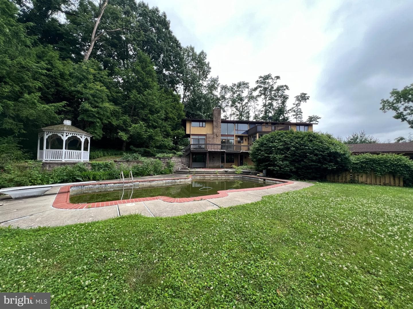 125 Grandview Boulevard photo 78