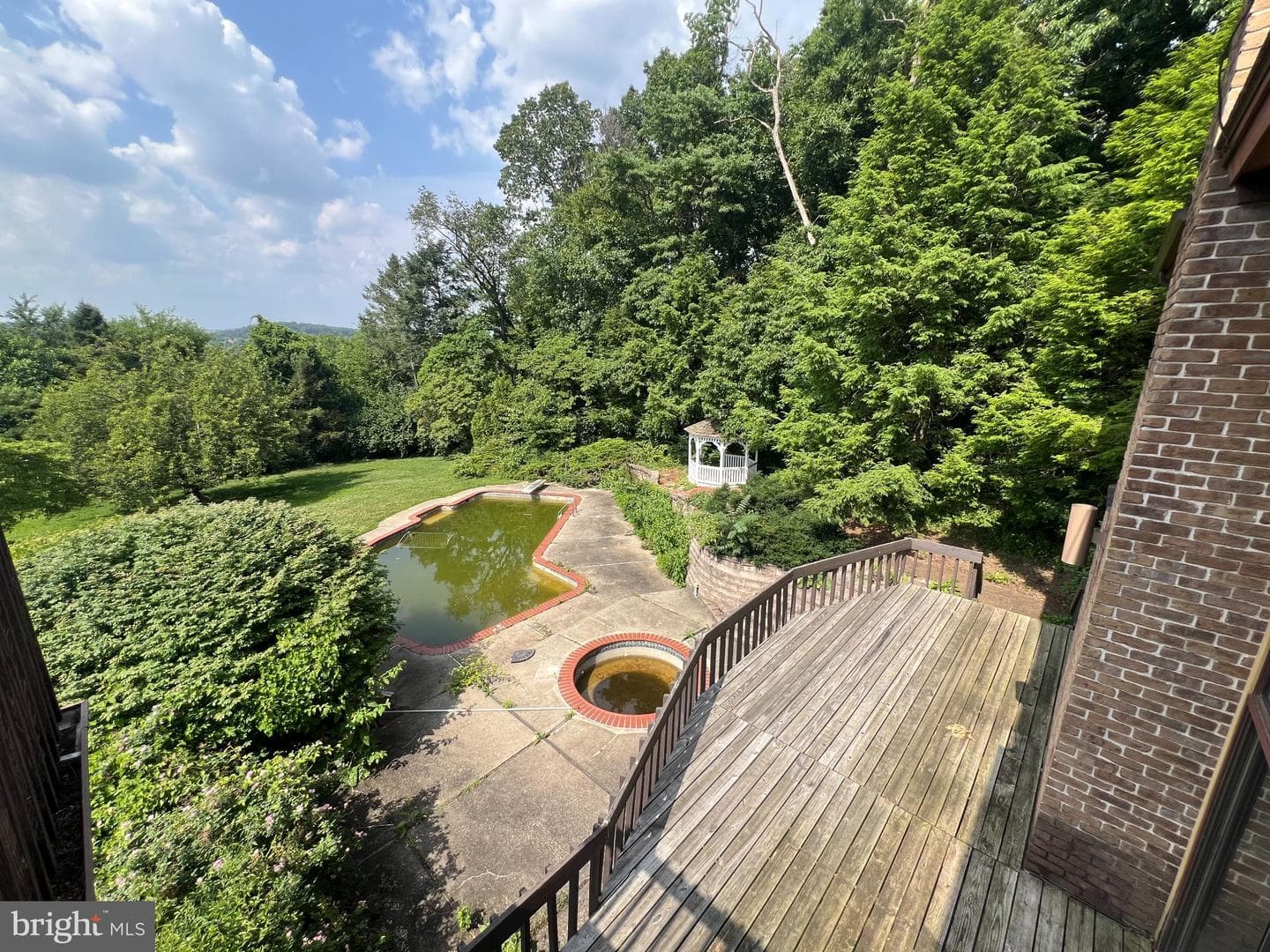 125 Grandview Boulevard photo 84