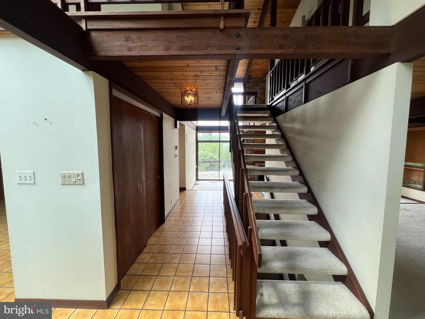 125 Grandview Boulevard photo 9
