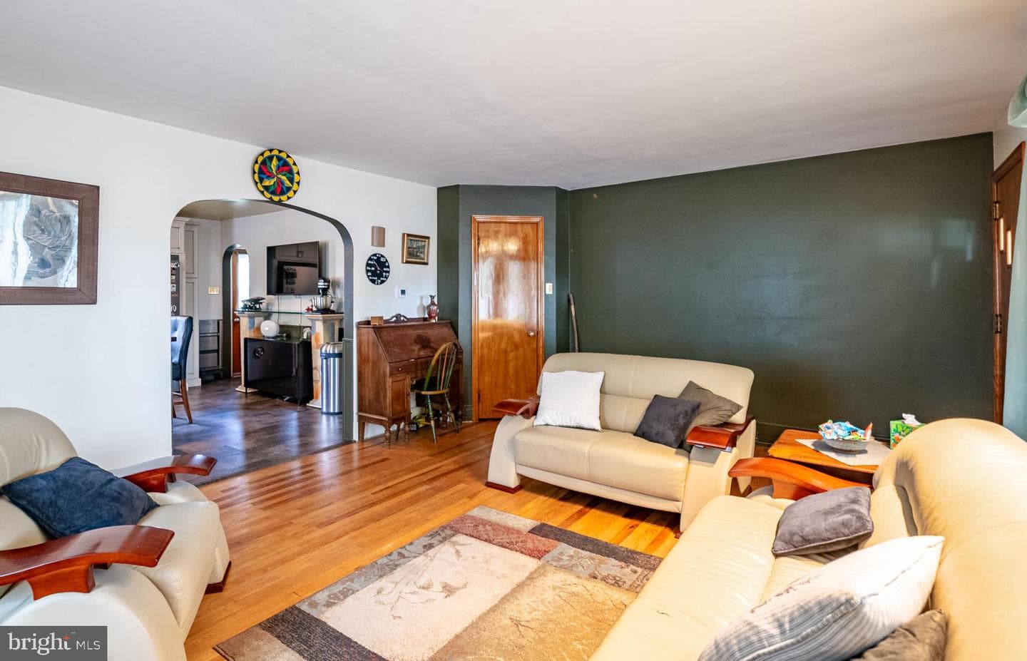 337 Stevens Avenue photo 8