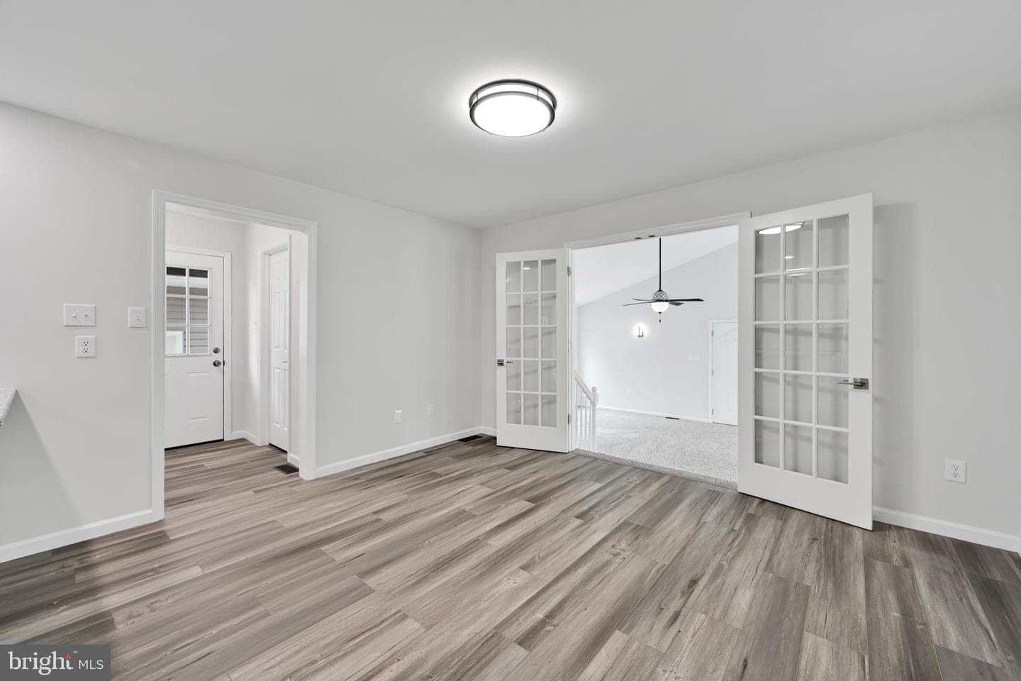 300 Beckley Street photo 18