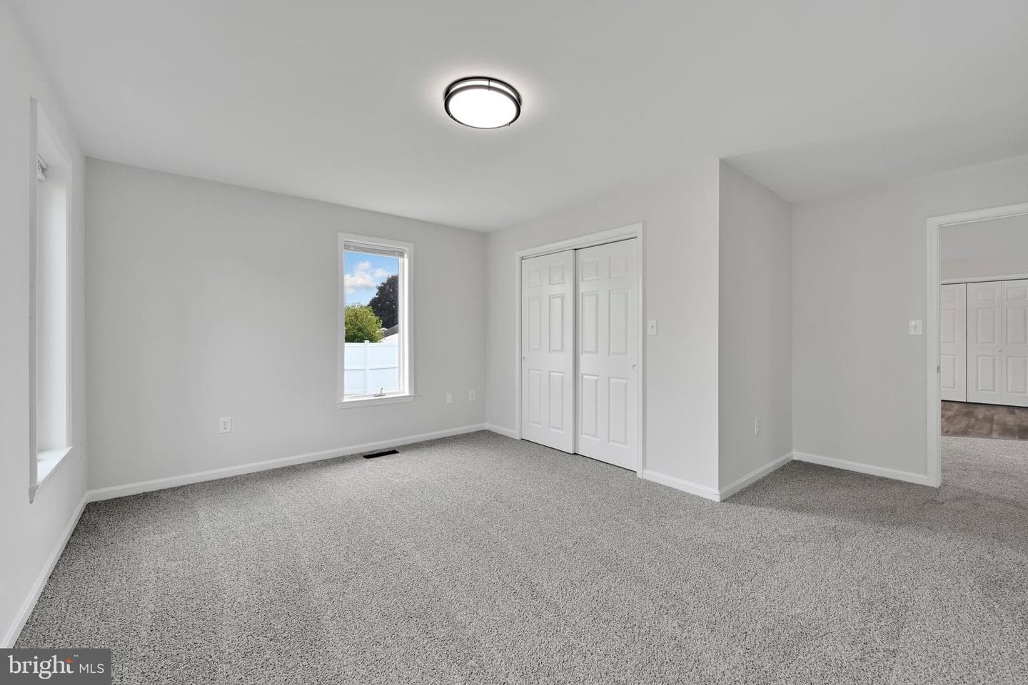 300 Beckley Street photo 38