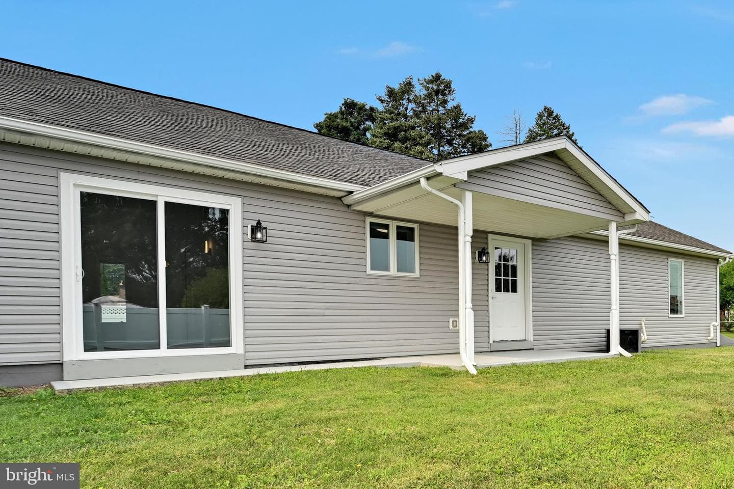 300 Beckley Street photo 66