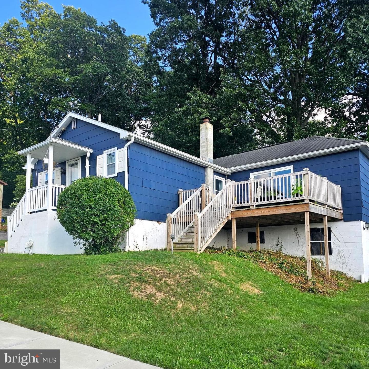 3128 Oak Street photo 1