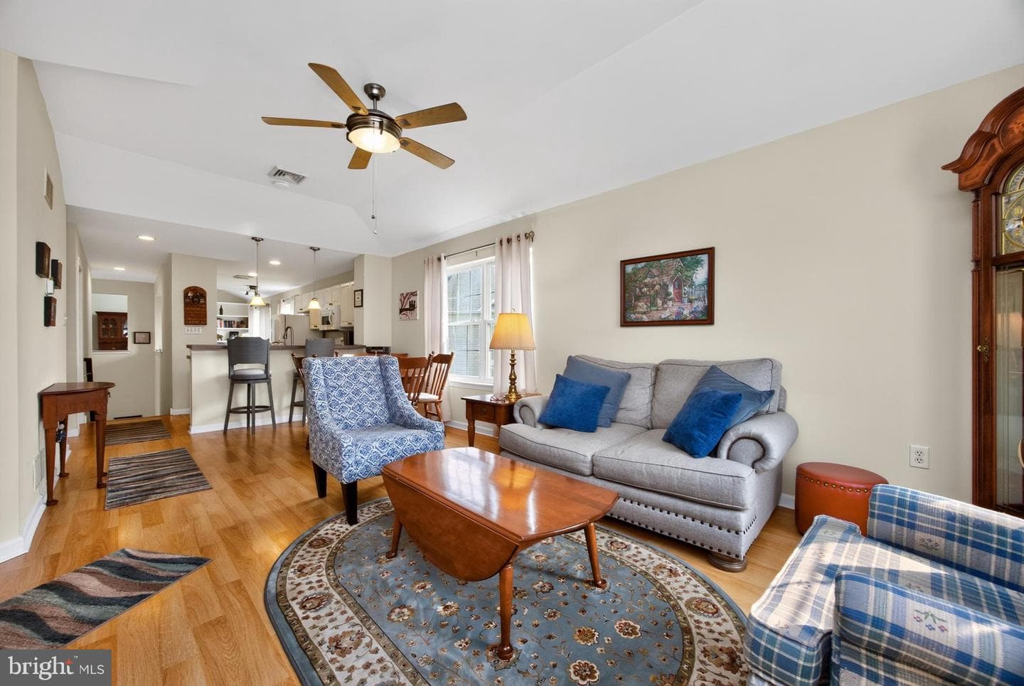 601 Country Lane photo 24