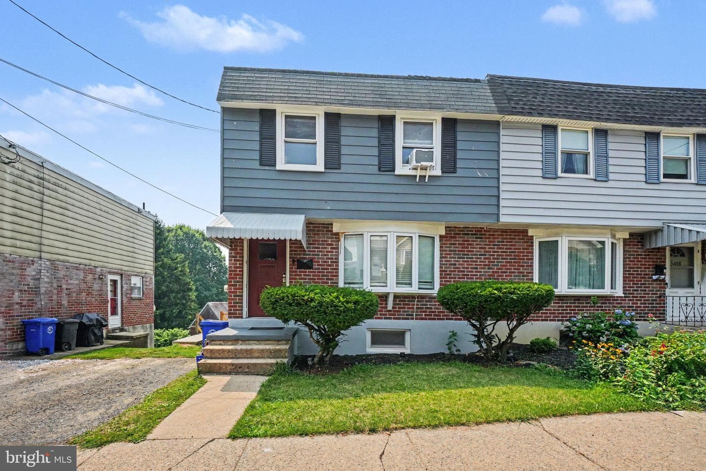 3416 Laurel Street photo 1