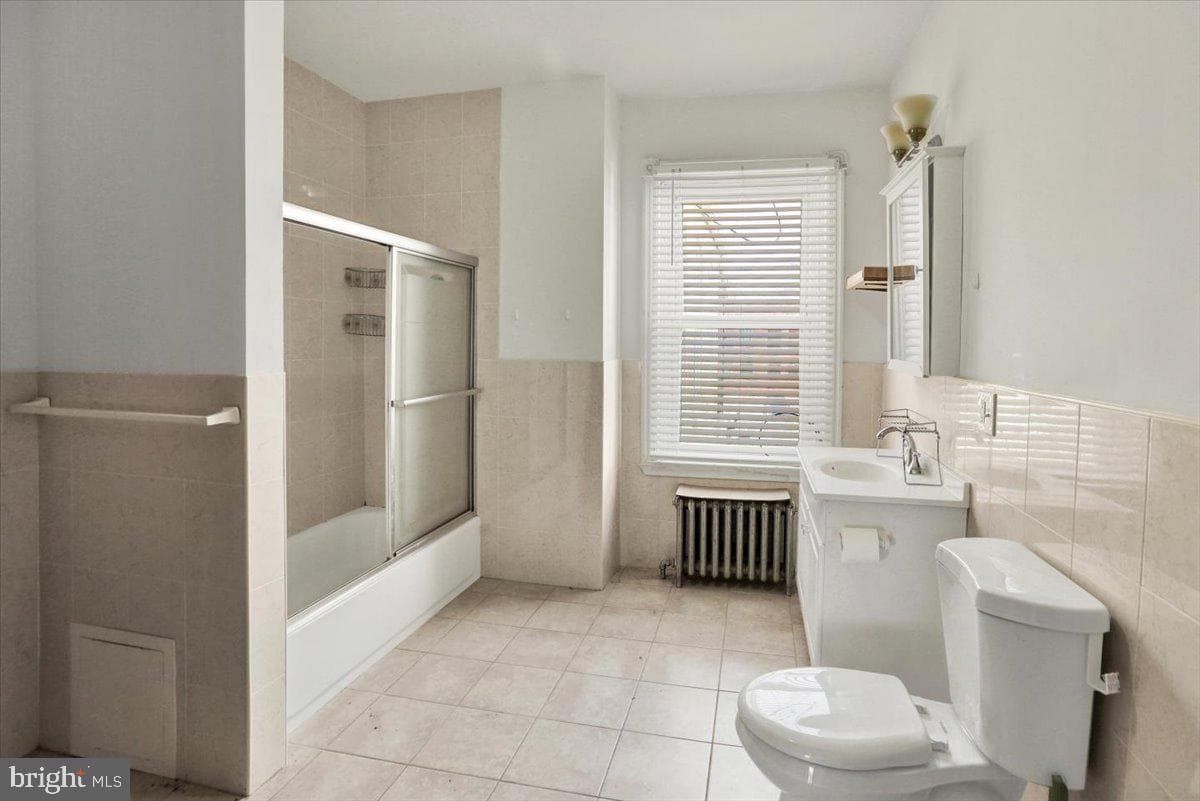 425 Chestnut Street photo 16