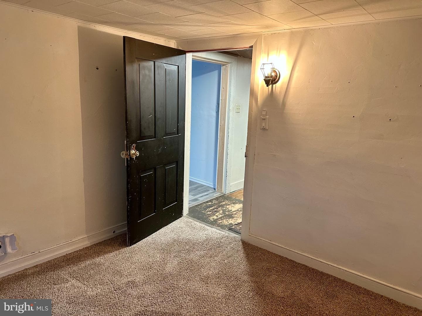 36 S Whiteoak Street photo 15