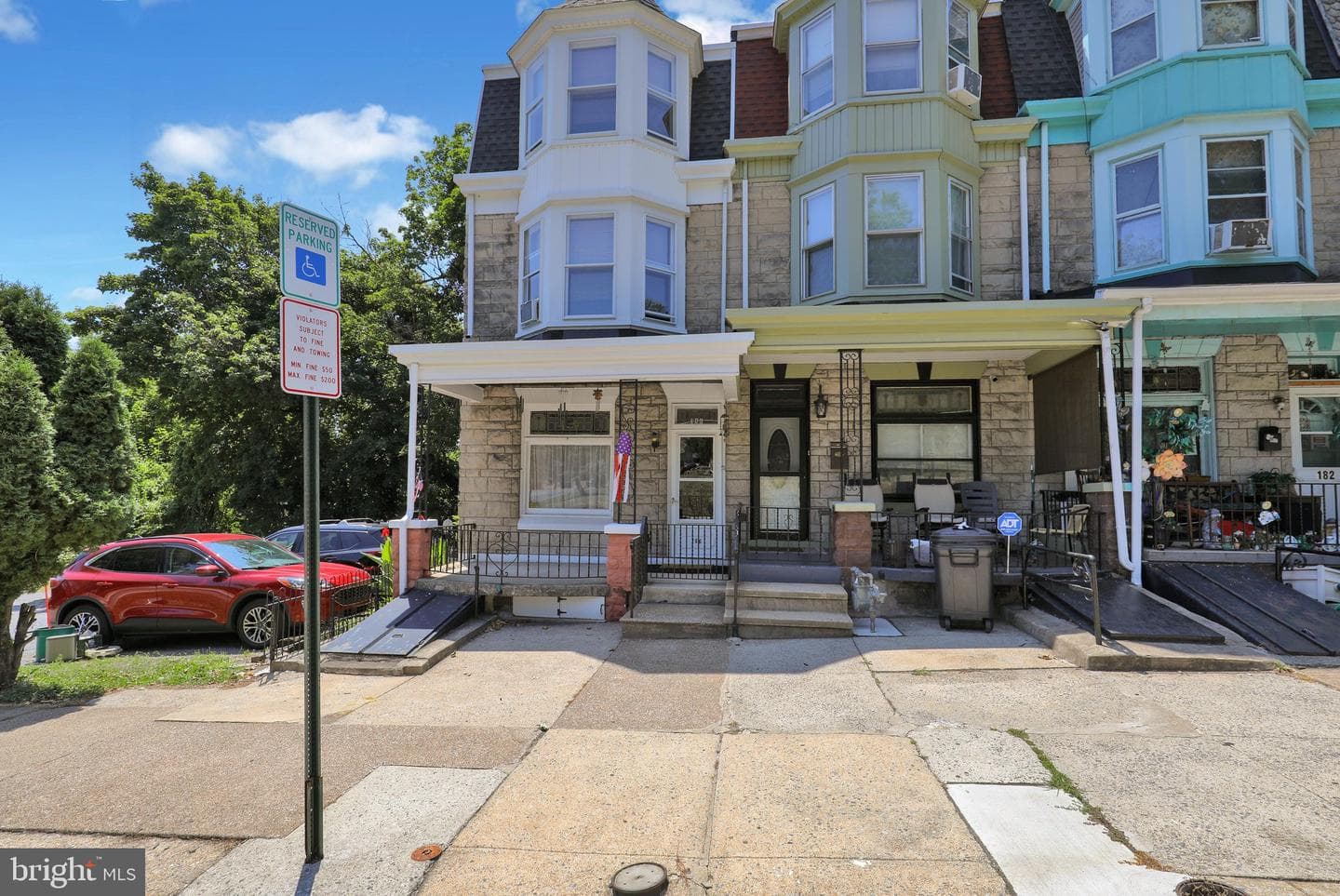 186 Clymer Street photo 2