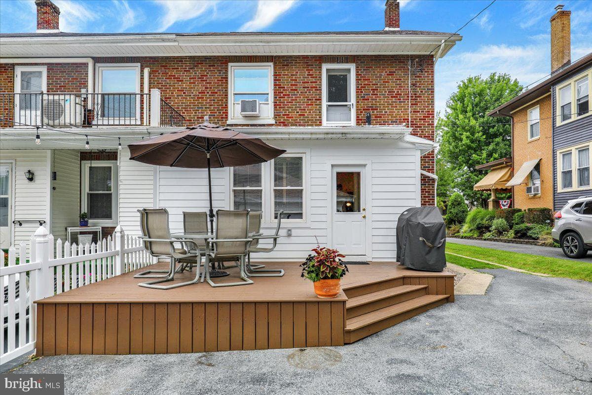 521 Gregg Street photo 25