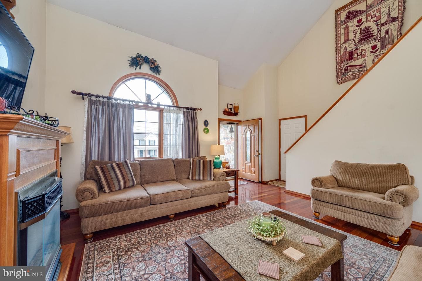128 Hill Road photo 13