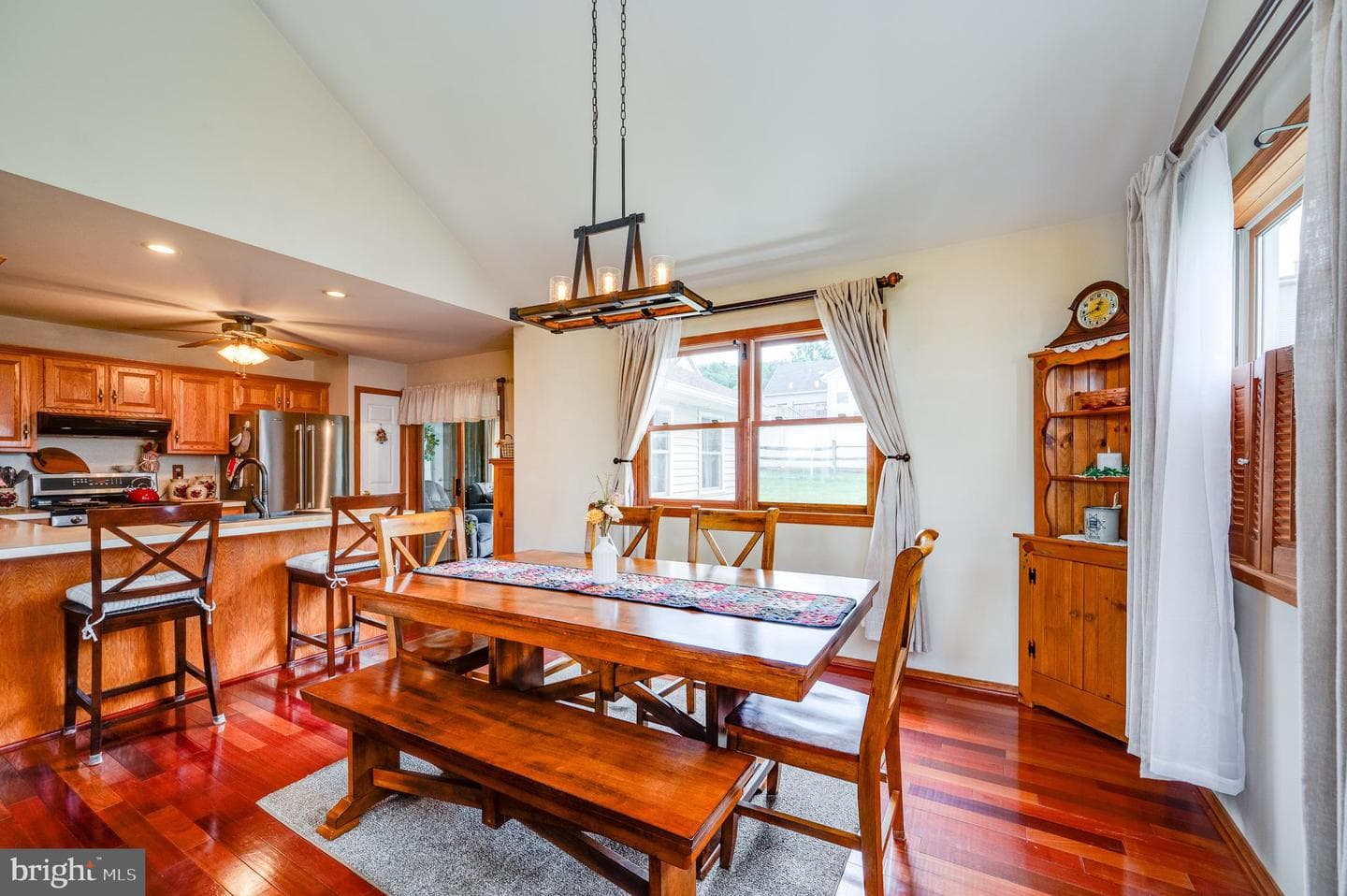 128 Hill Road photo 14