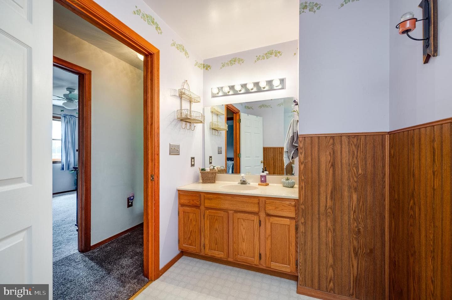 128 Hill Road photo 28