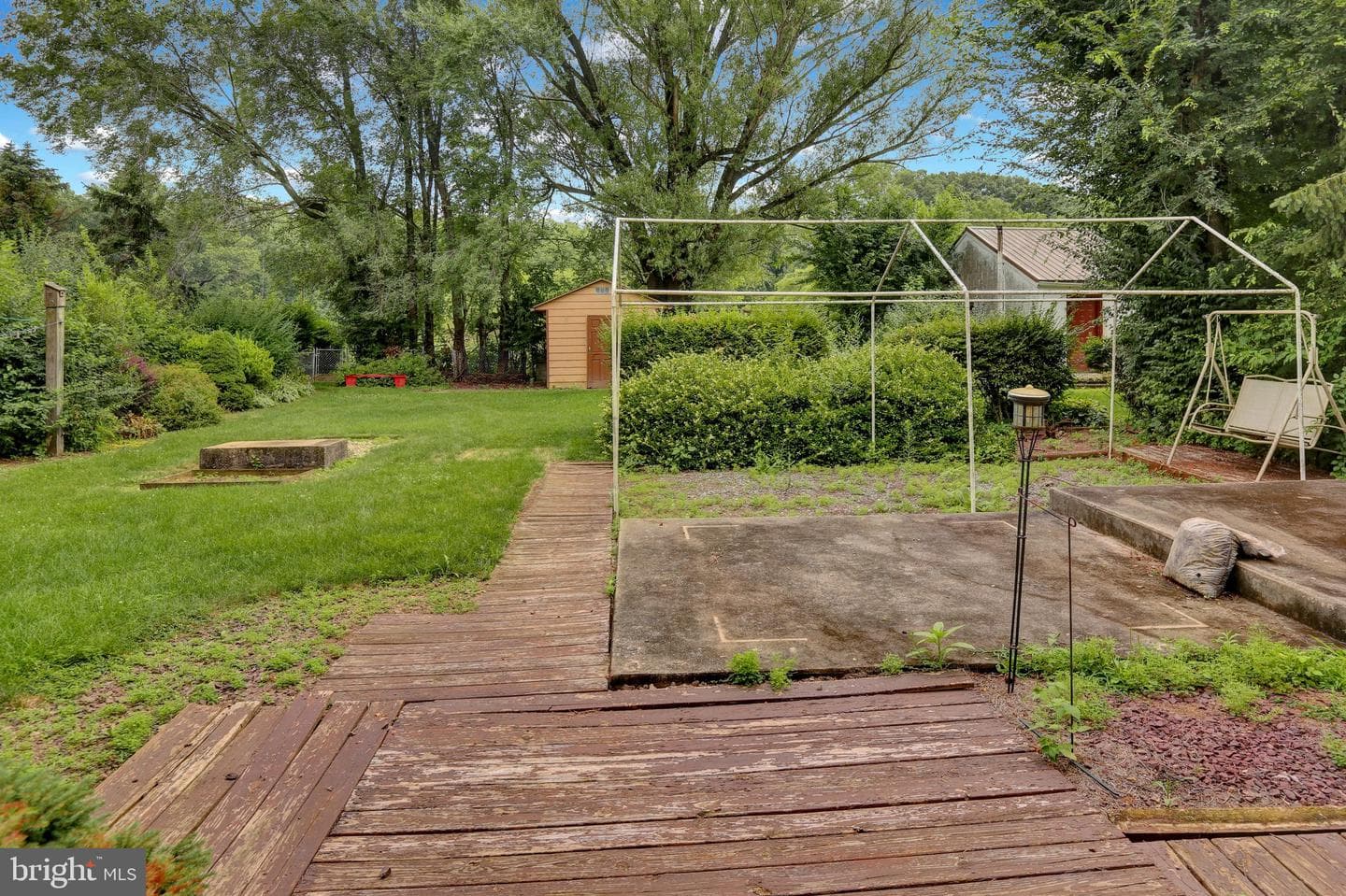 246 Sandhill Road photo 44