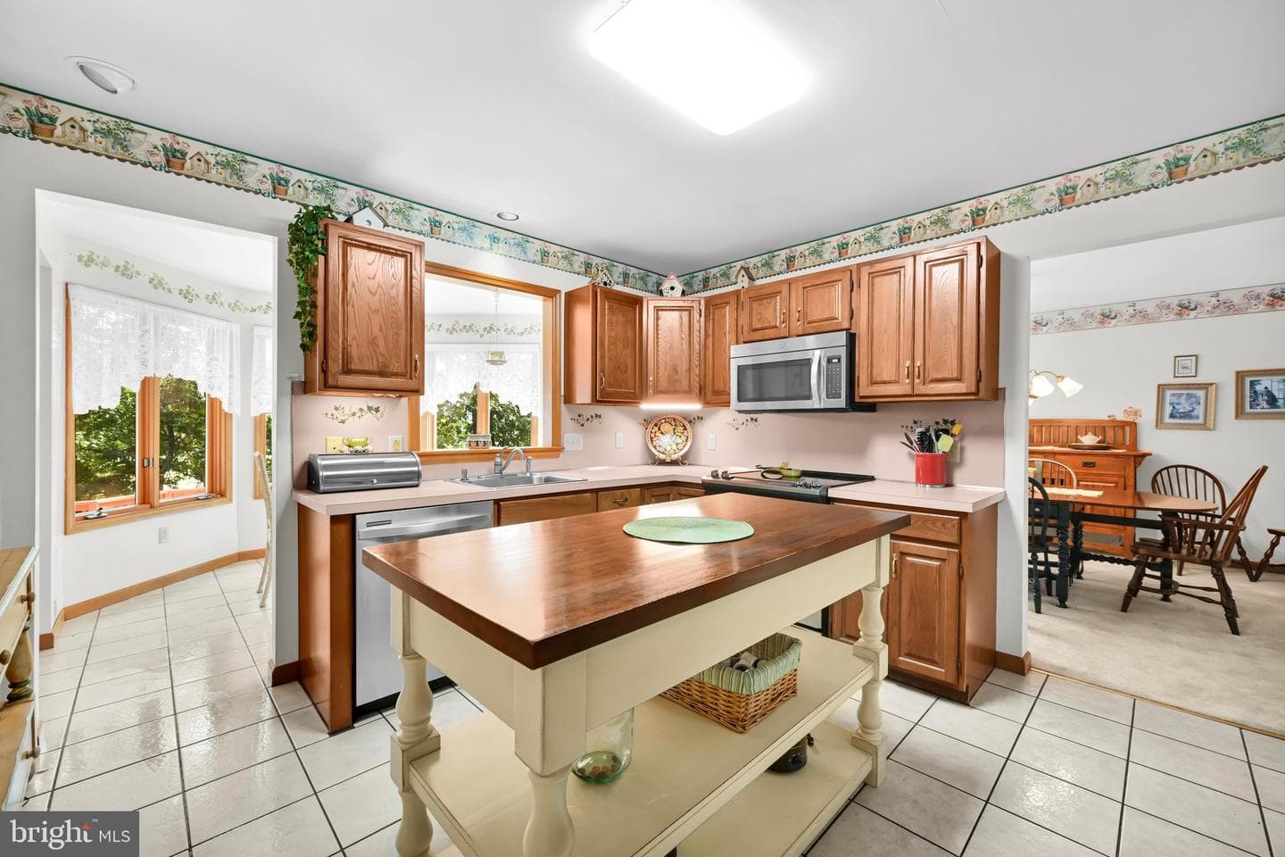 5057 Valley View Road photo 14