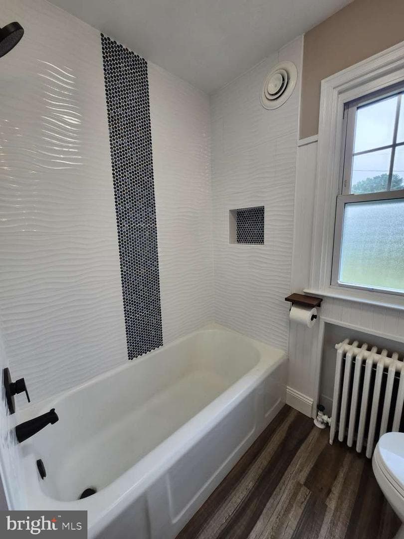 136 E Gaul Street photo 22