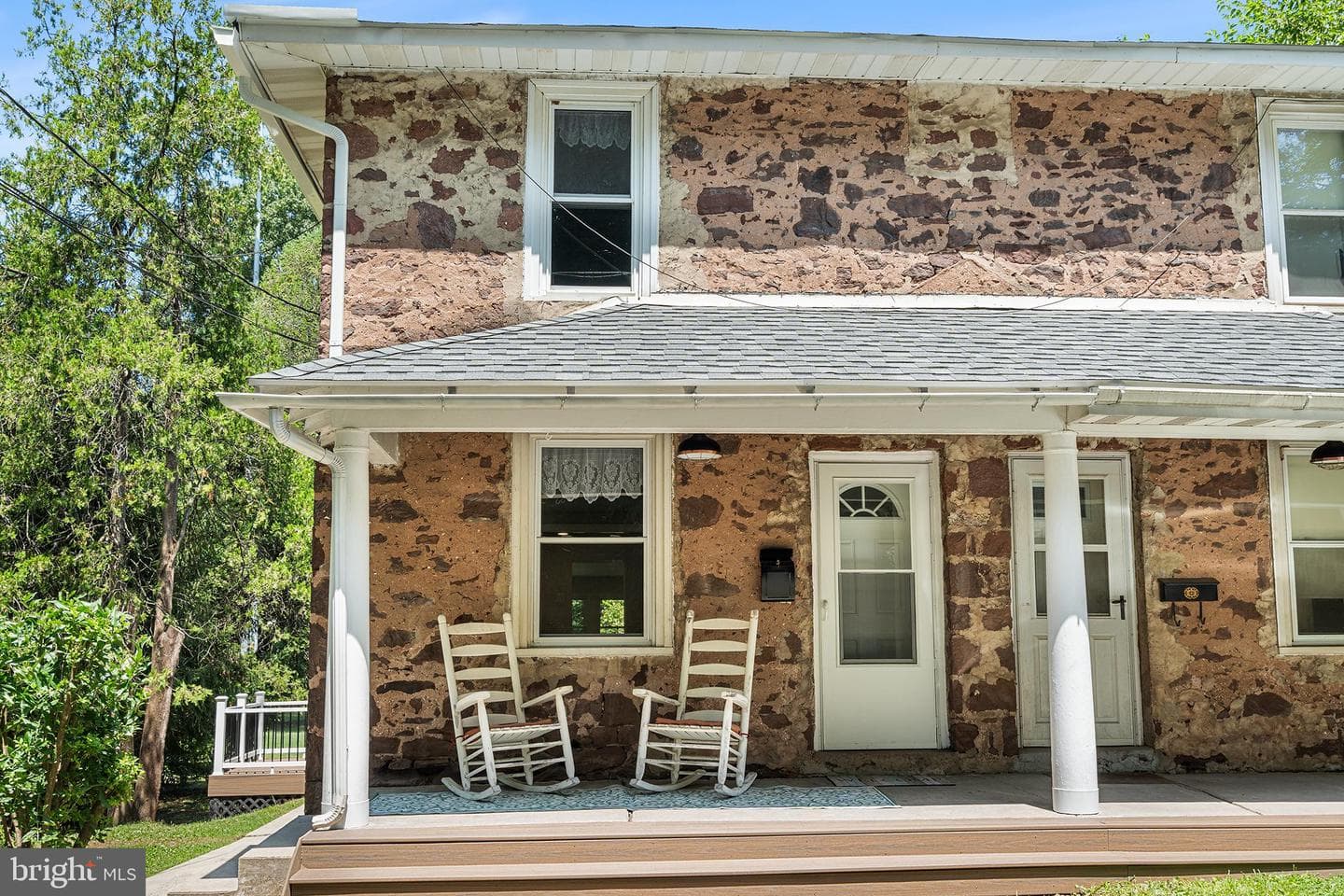 133 Hampton Drive photo 1