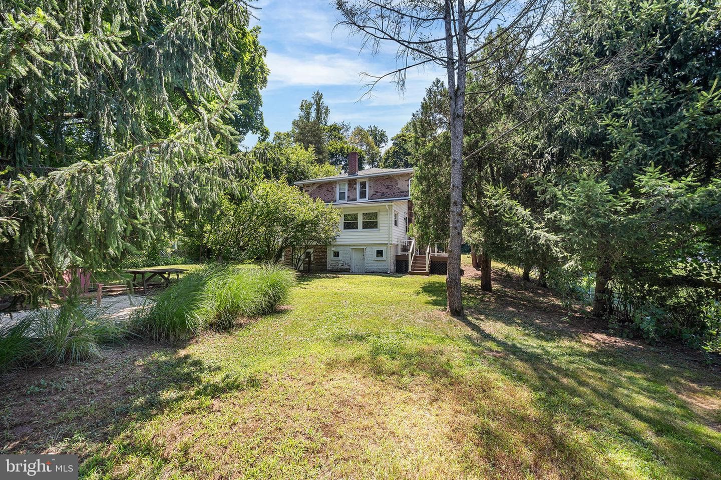 133 Hampton Drive photo 26