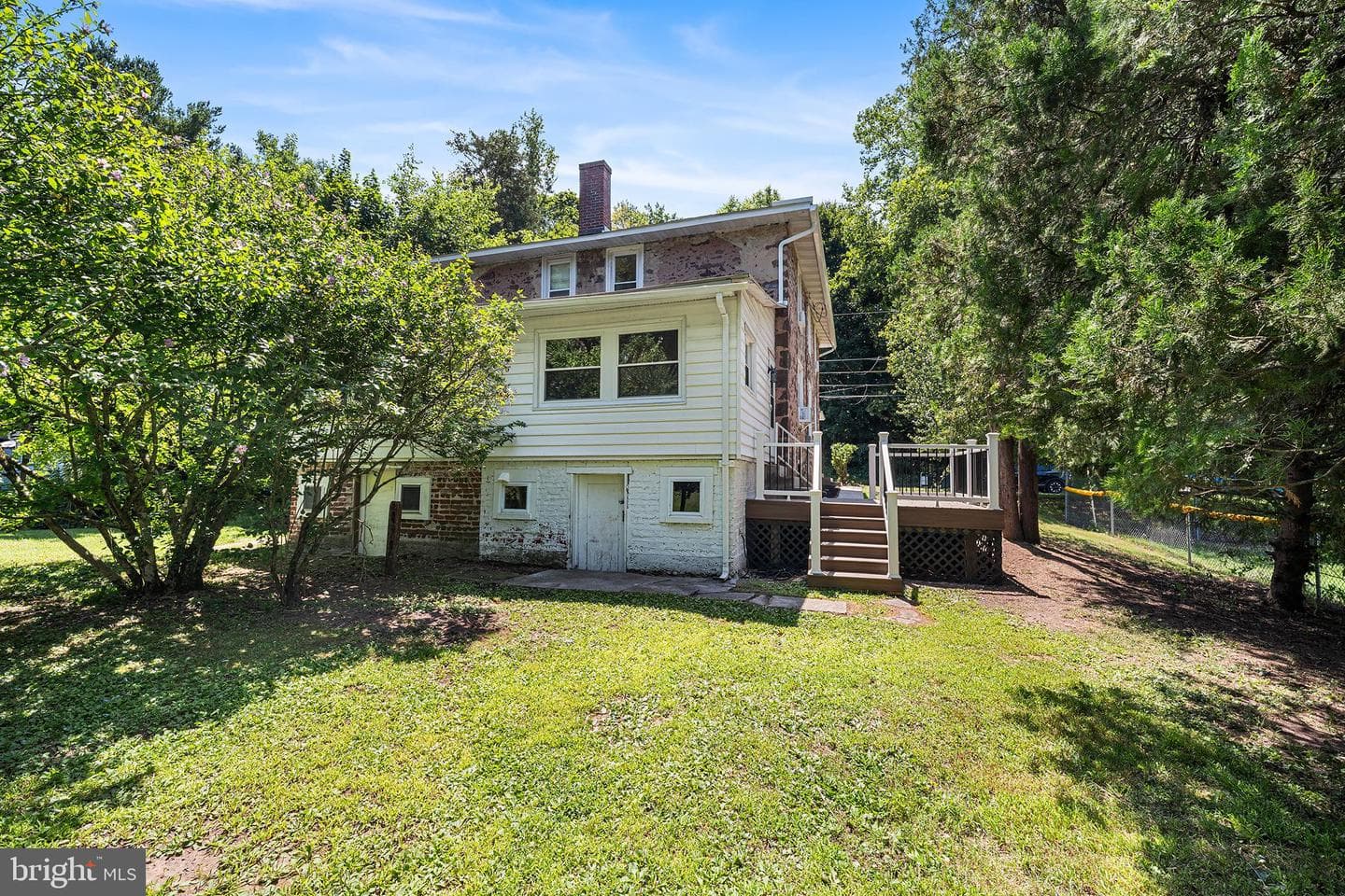 133 Hampton Drive photo 27