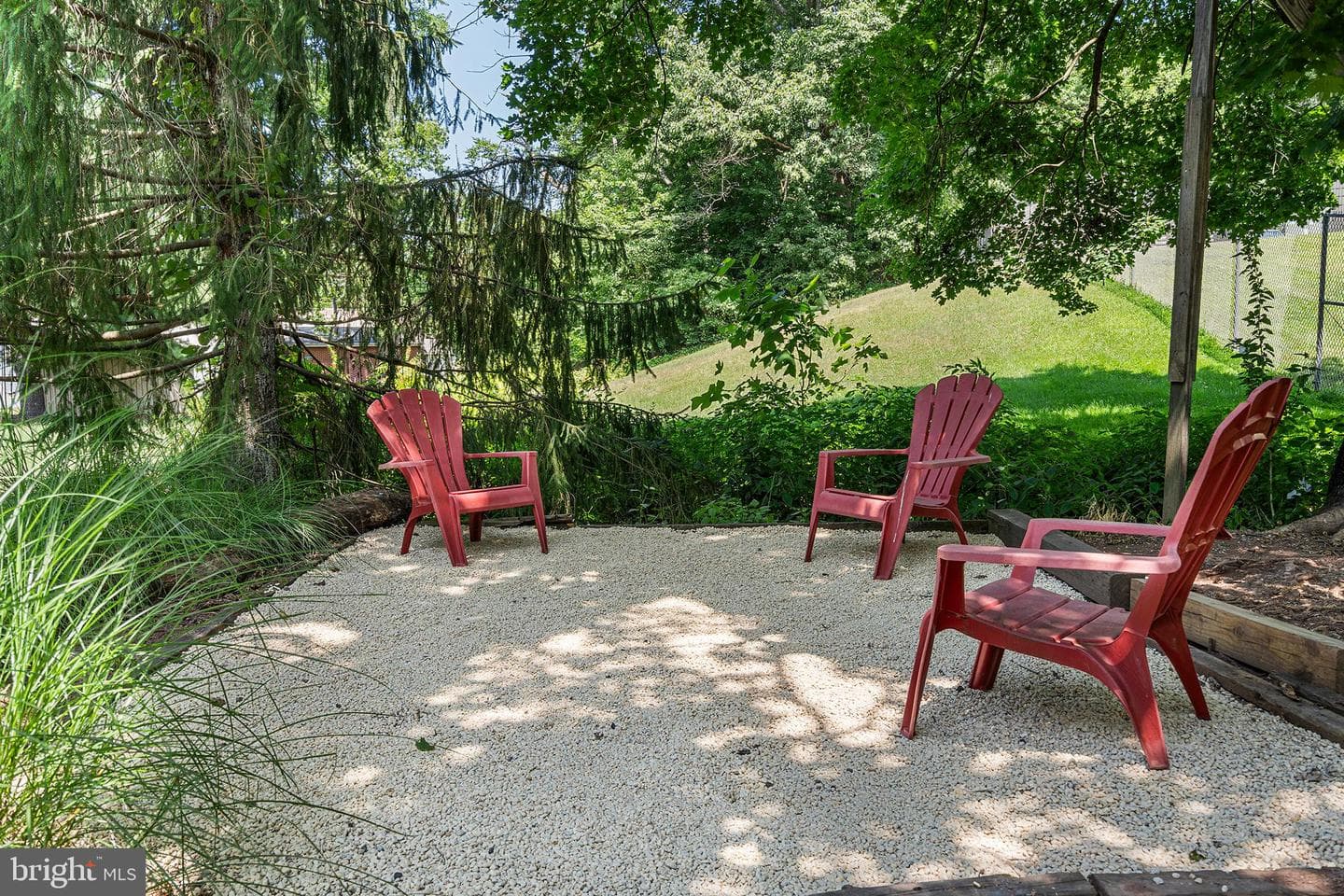 133 Hampton Drive photo 29