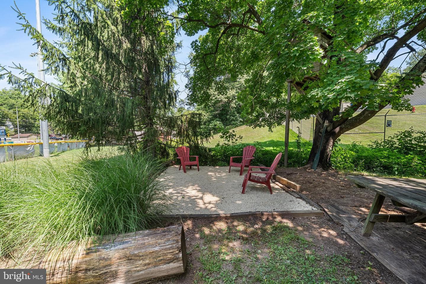 133 Hampton Drive photo 30