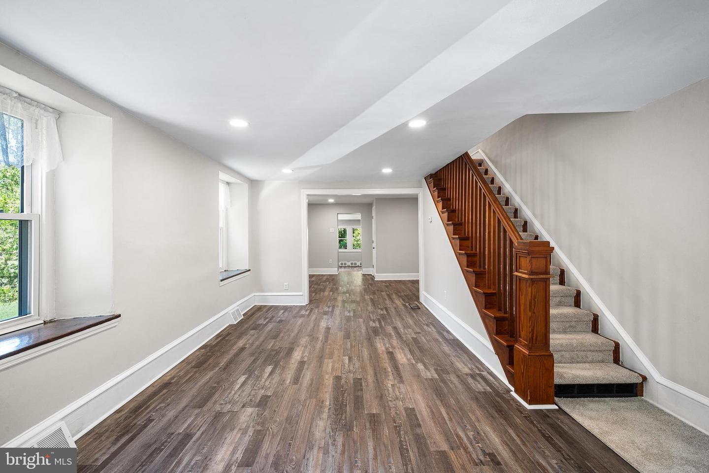 133 Hampton Drive photo 4